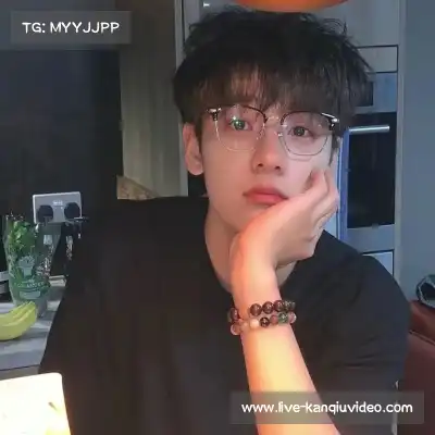 宁昂烁